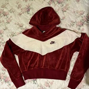 Nike crop hoodie